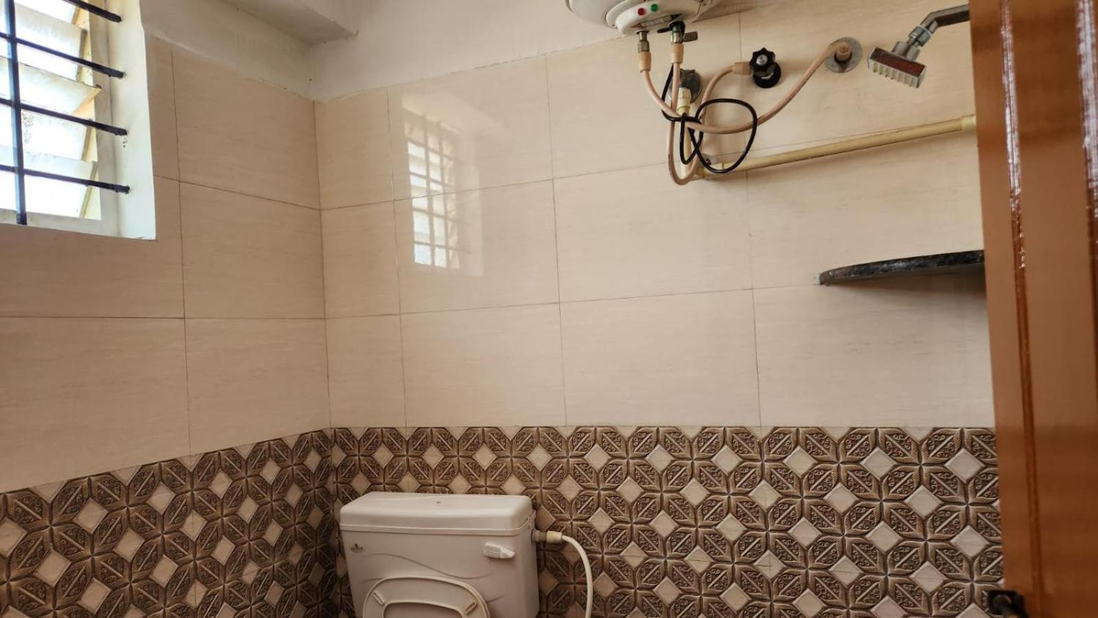 Varaha Residency Hotel Mysore Exterior photo